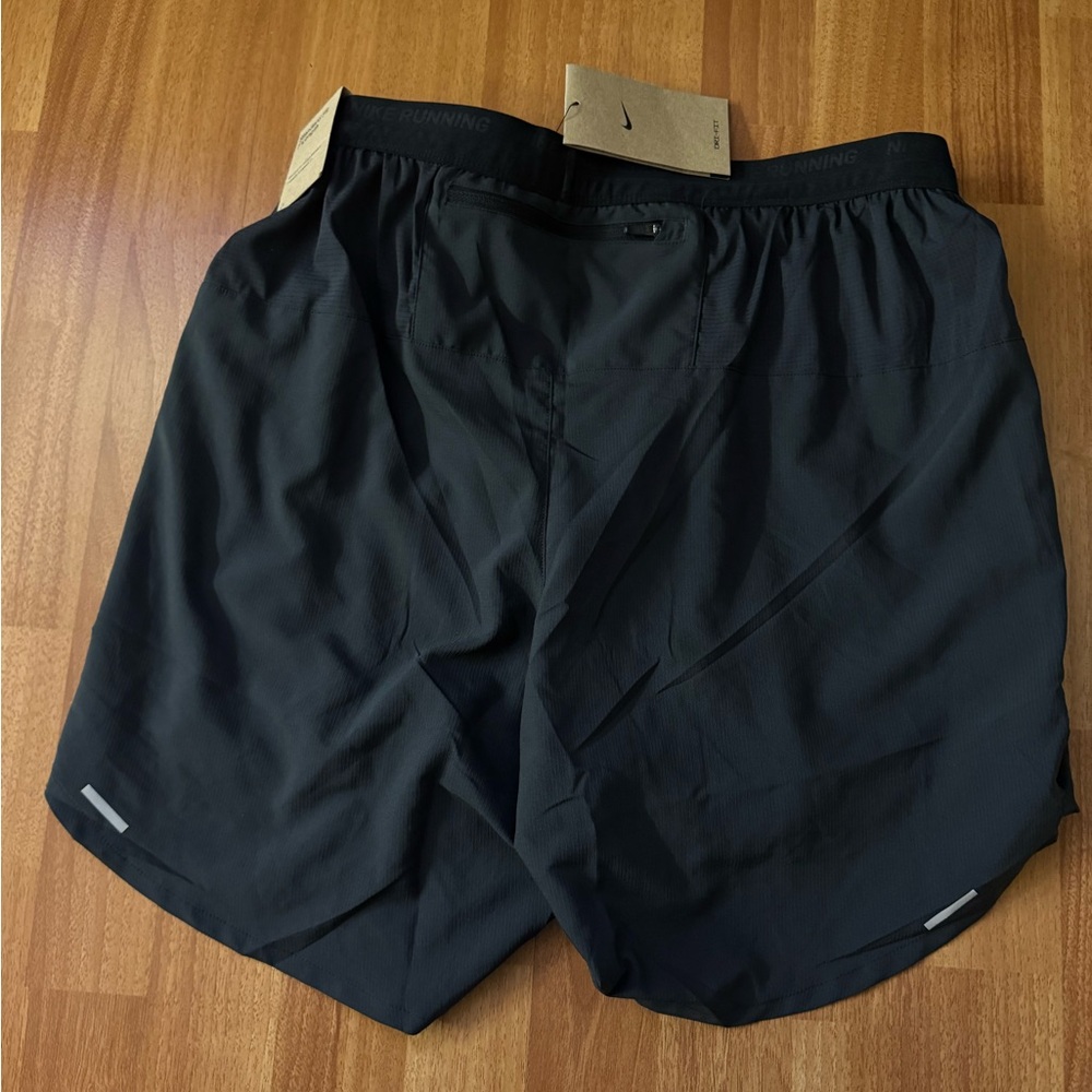 Nike Black Running Shorts - Picture 2 of 12